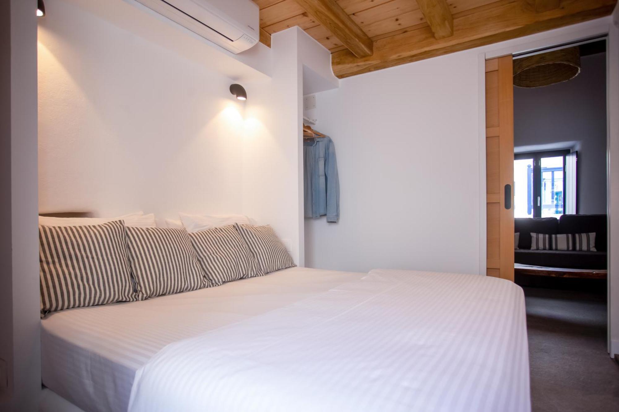 The Pelican Heritage House. * Mykonos Town